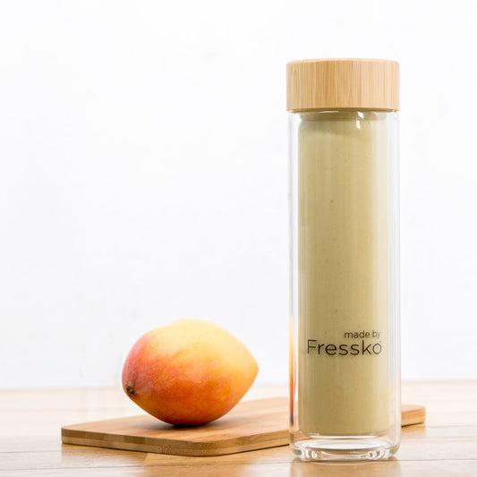 Mango and ginger smoothie in a fressko flask